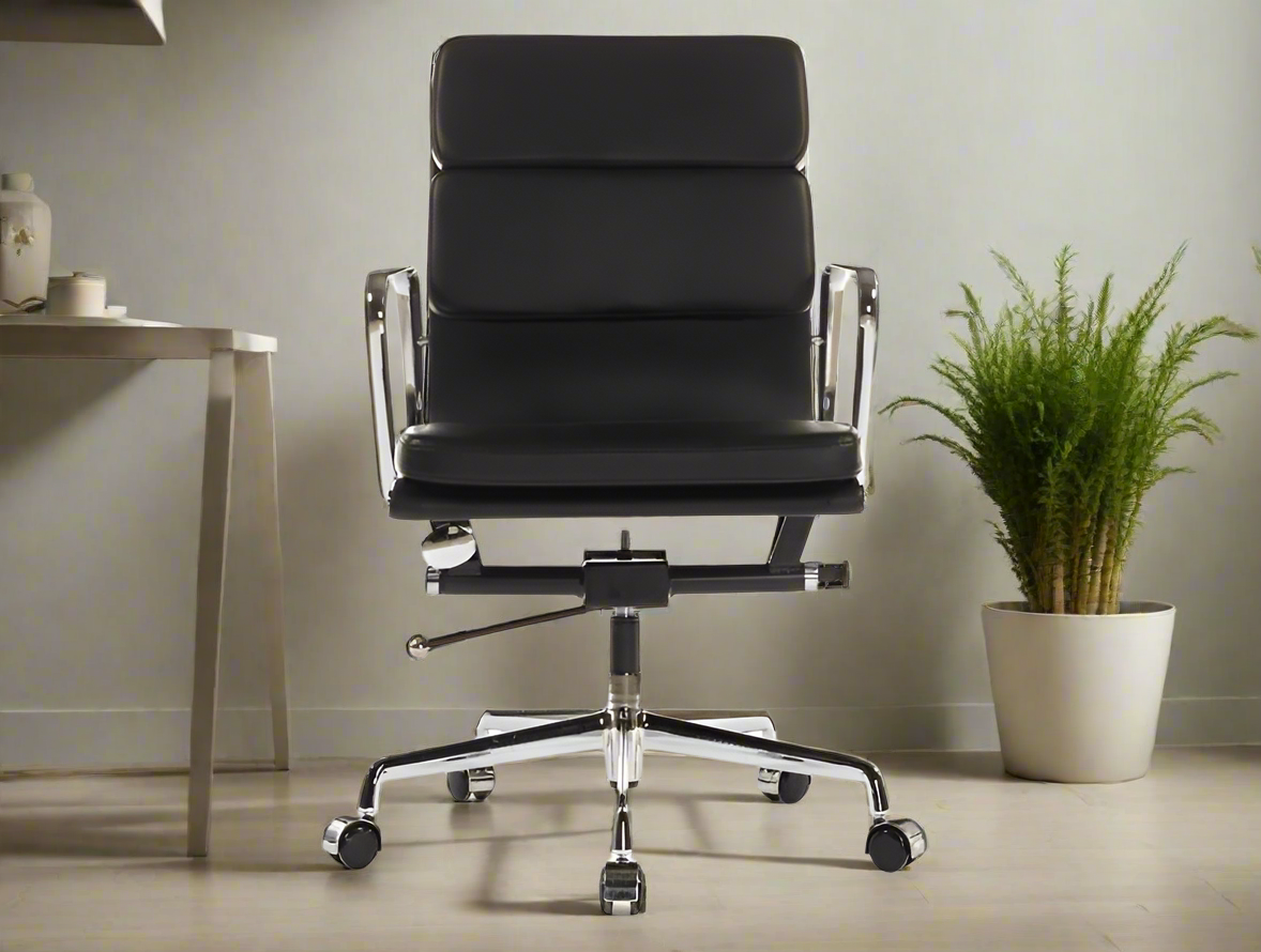 Eames Soft Pad Office Chair - Low Back - Leather (Black)