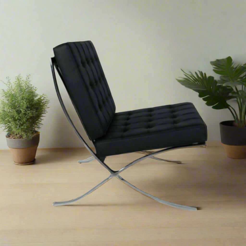 Mies Barcelona Pavilion Chair With Footrest | Black