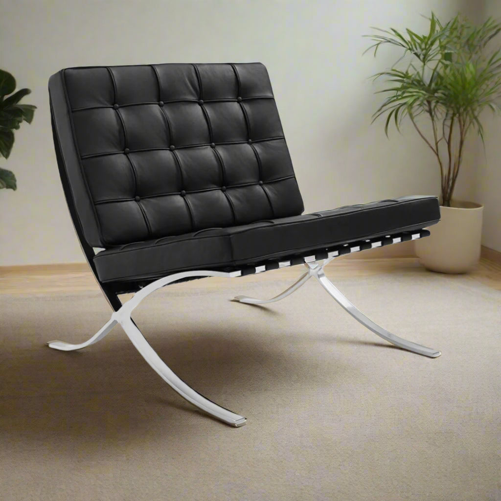 Mies Barcelona Pavilion Chair With Footrest | Black