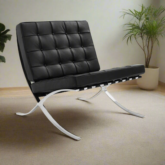 Mies Barcelona Pavilion Chair With Footrest | Black